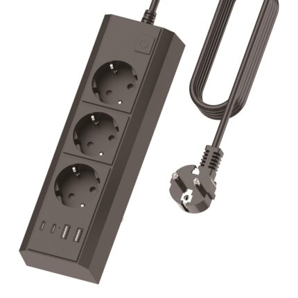 European-style EU plug AC socket with 2 USB-A ports + 2 USB-C ports